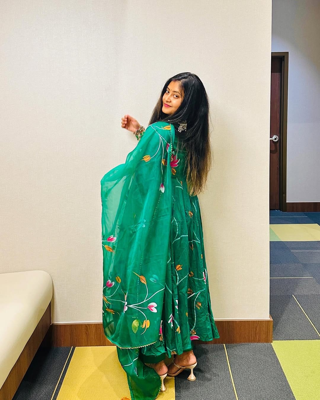 Post 3 by Saheli Aich Bose on Instagram (carousel)