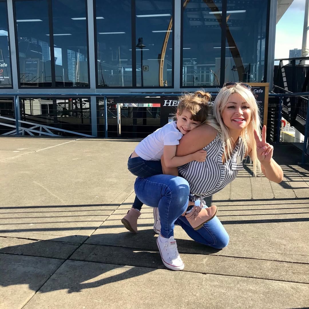 Post 9 by Heather and Annah on Instagram (image)
