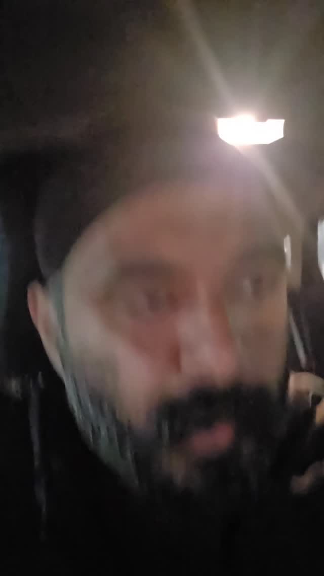 Post 1 by Gurunanak sports Showroom 🏏🏏🏏 on Instagram (video)