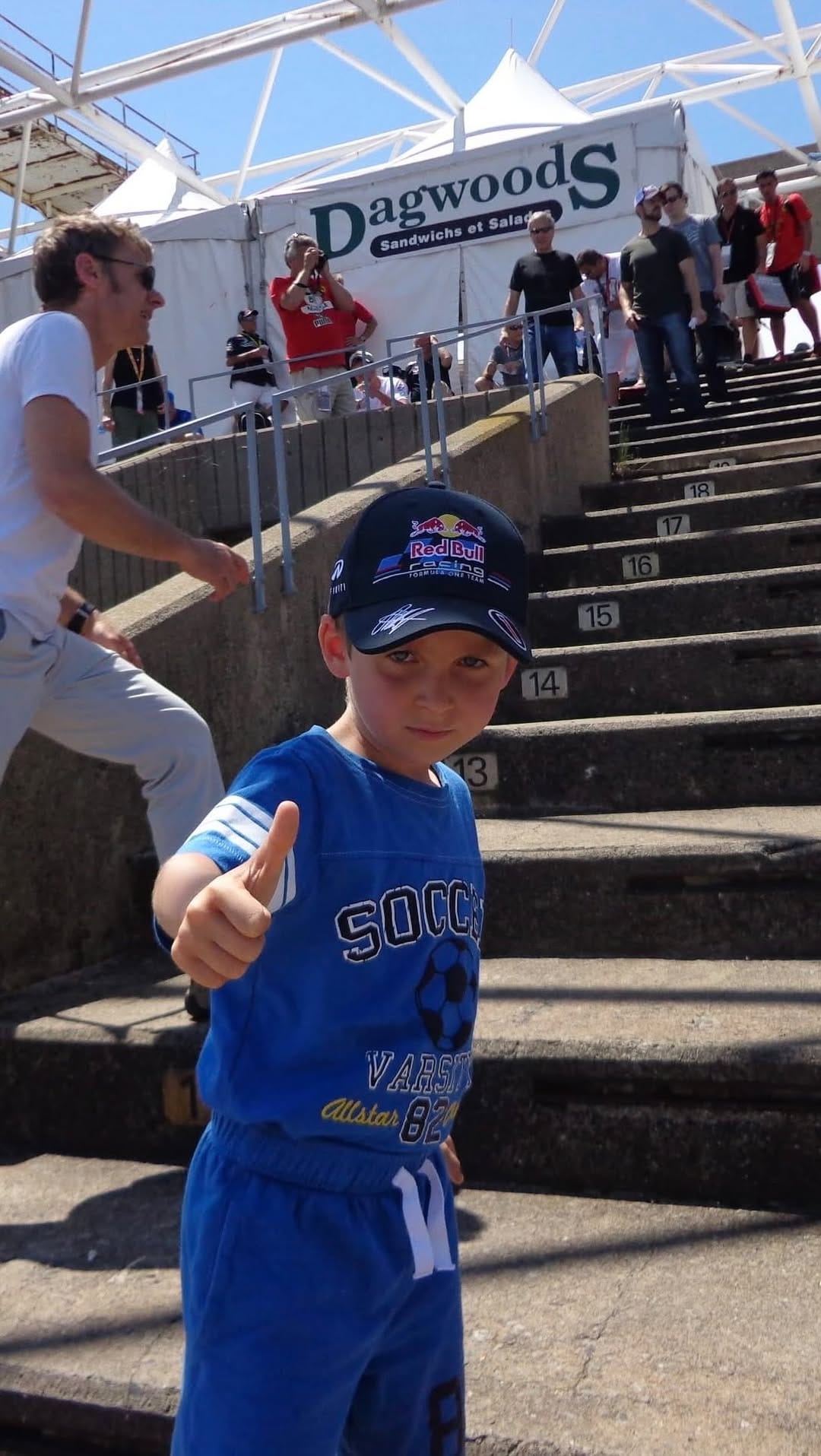 Post 1 by Roberto on Instagram (video)