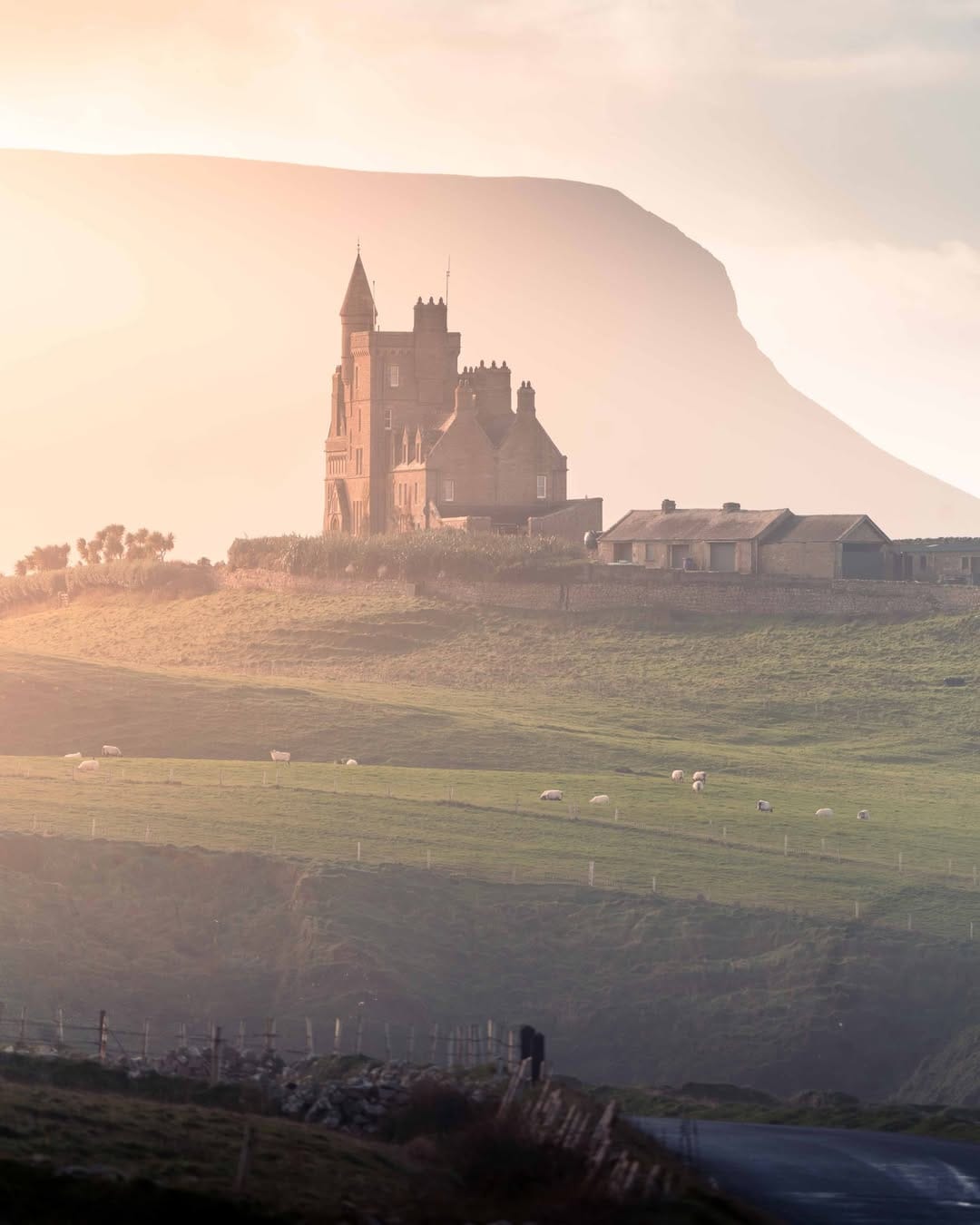 Post 4 by SAM HUNTER 🔱 Travel 🌍 on Instagram (image)