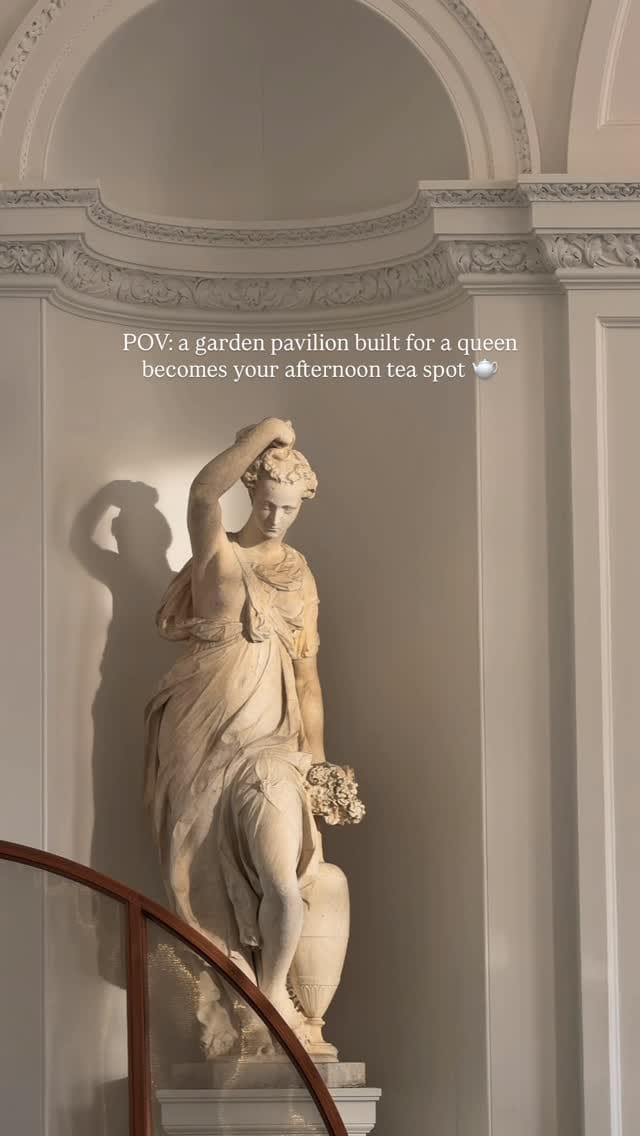 Post 4 by Sevinj Nabiyeva ∞ London Photographer on Instagram (video)
