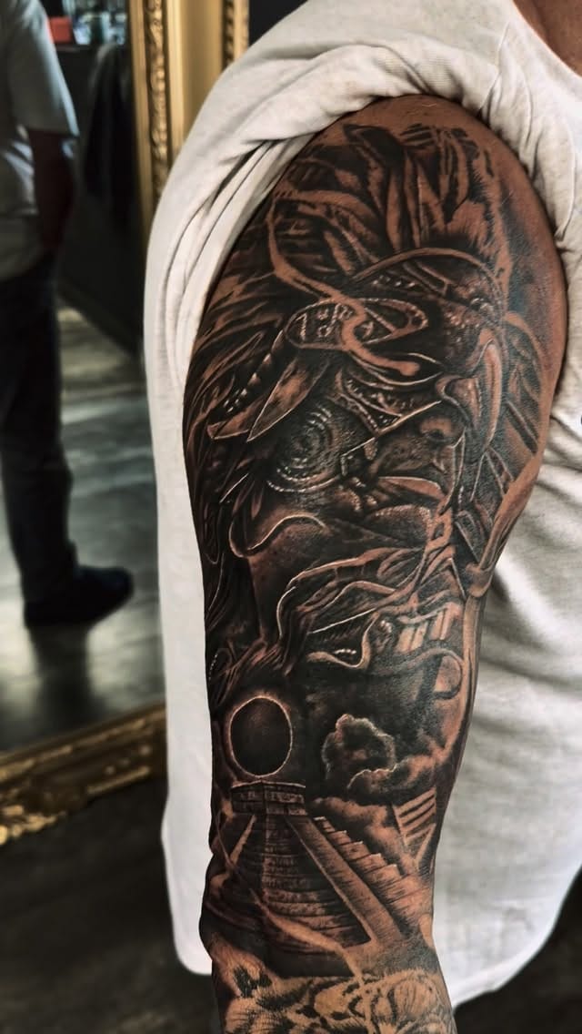 Post 4 by Critical Ink Tattoo Studio on Instagram (video)