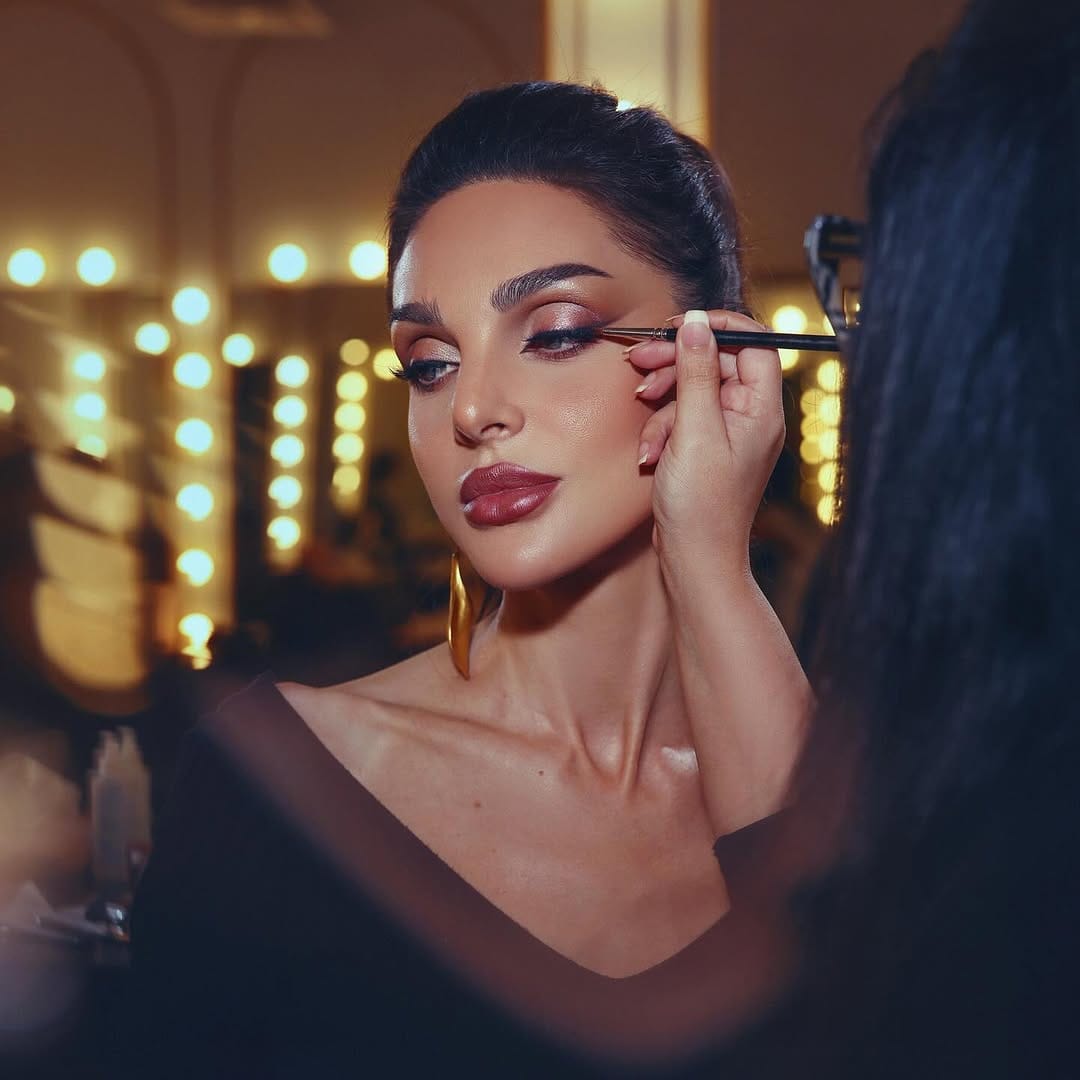 Post 6 by Sara Mahmood MUA on Instagram (carousel)