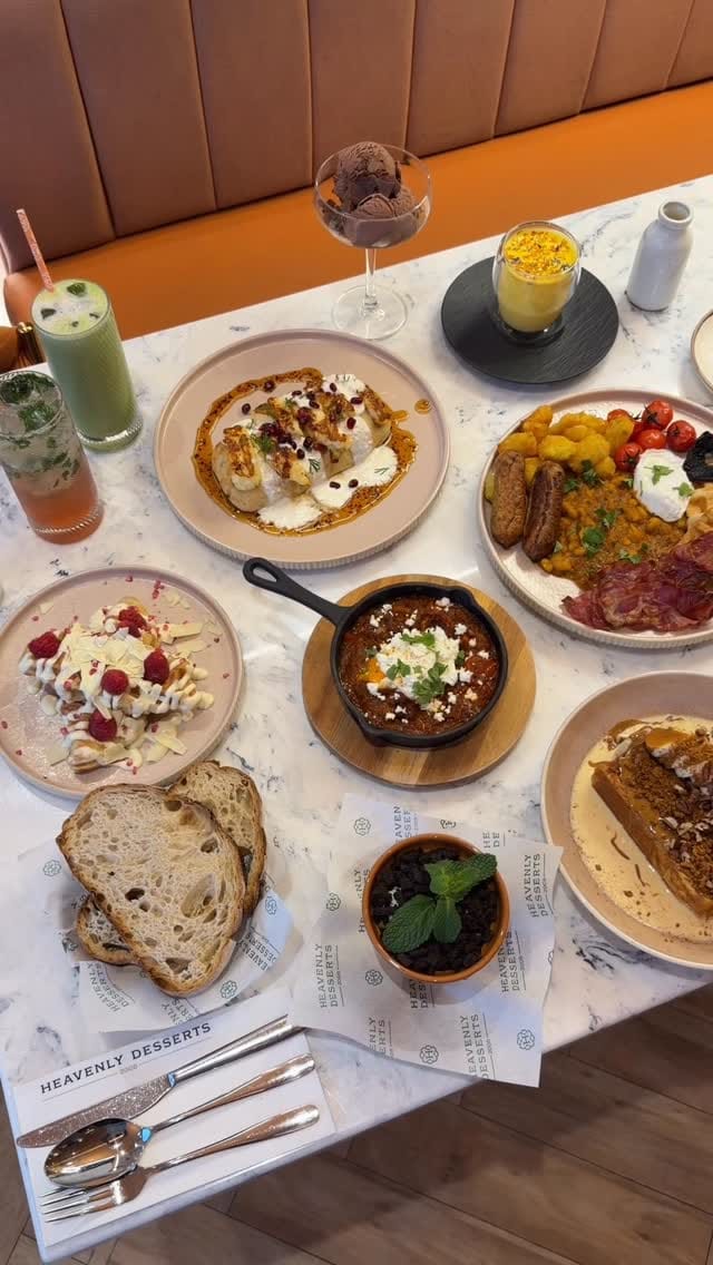 Post 10 by Arian Amiri - London Blogger on Instagram (video)