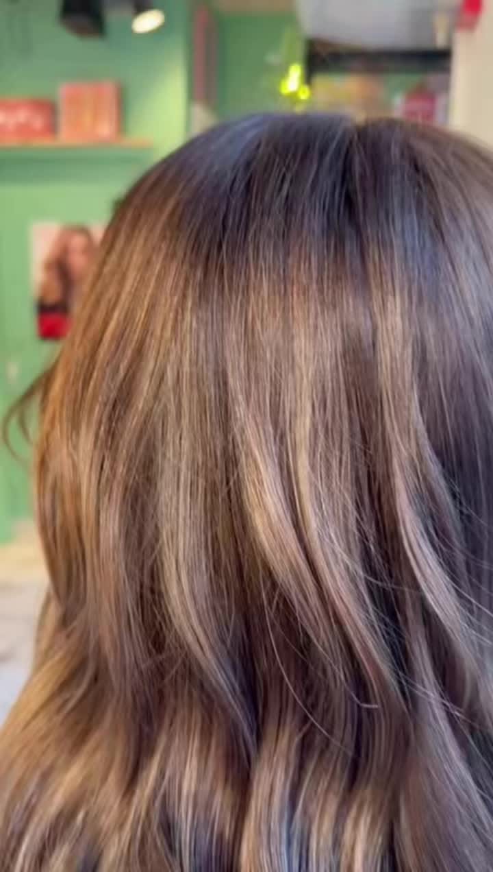 Post 5 by Hazel & Haydn on Instagram (video)