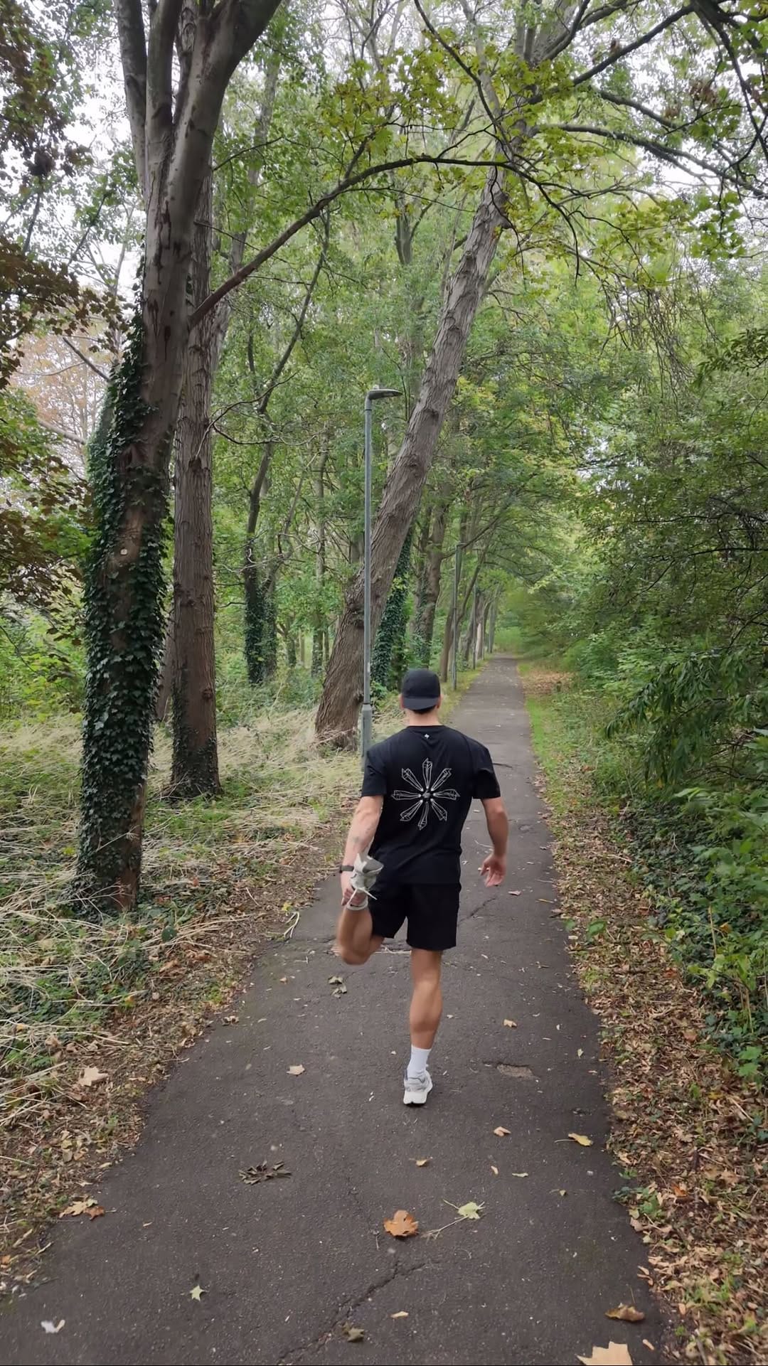 Post 8 by Sam Hillyer on Instagram (video)