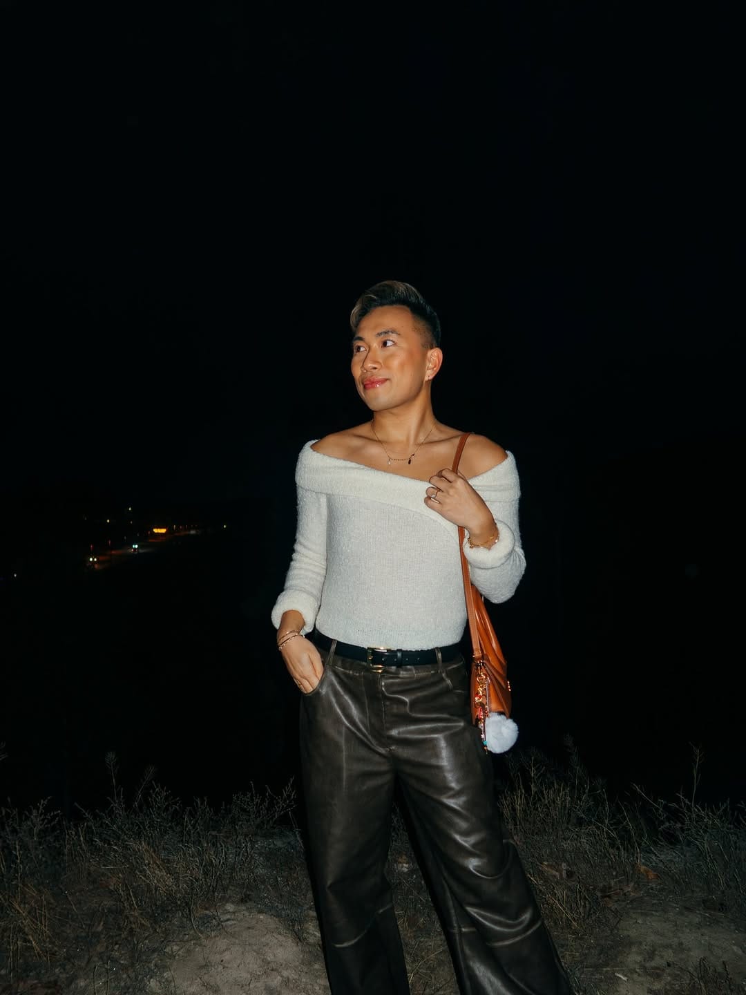 Post 1 by DEREK NGUYEN🌙 on Instagram (carousel)
