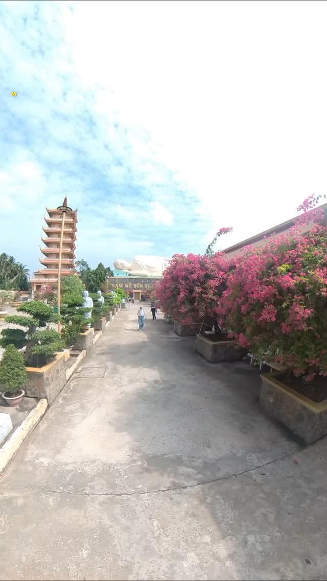 Post 6 by George Christodoulakis on Instagram (video)