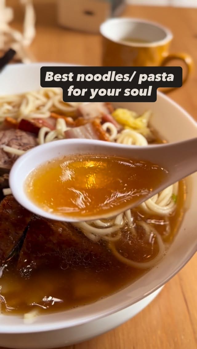Post 7 by Eat Gla on Instagram (video)