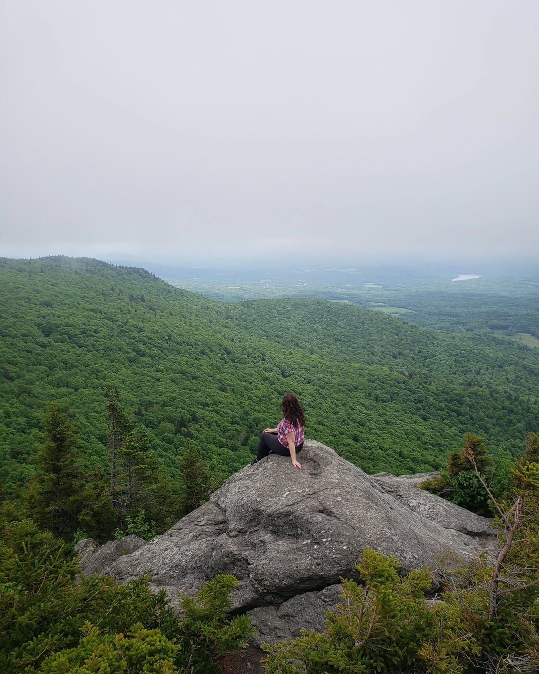 Post 2 by Amy Hartle | New England With Love on Instagram (image)