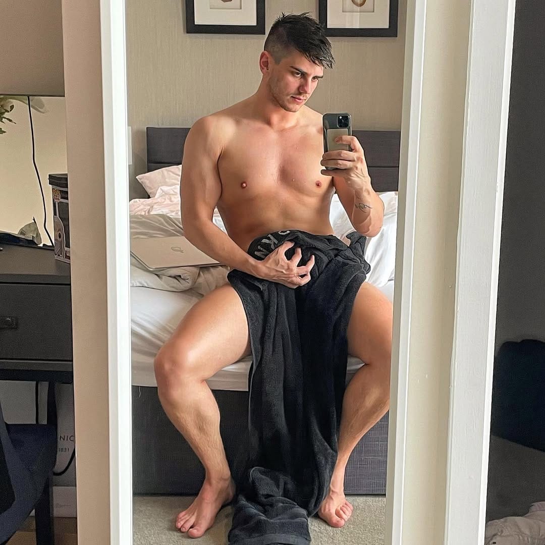 Post 8 by Karl Harker on Instagram (image)