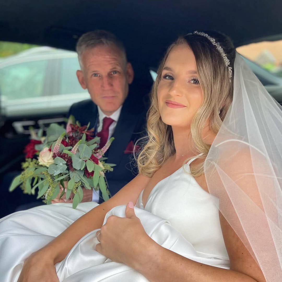 Post 2 by SAM OCONNOR MAKEUP on Instagram (carousel)