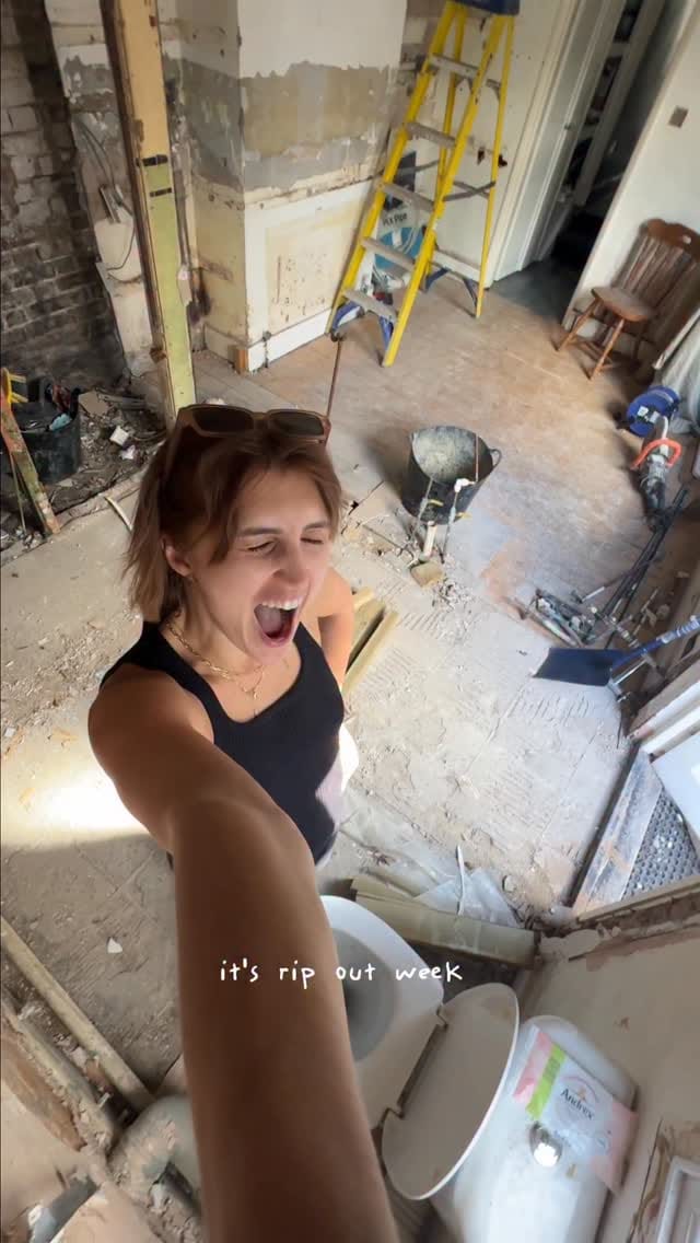 Post 5 by maddie on Instagram (video)