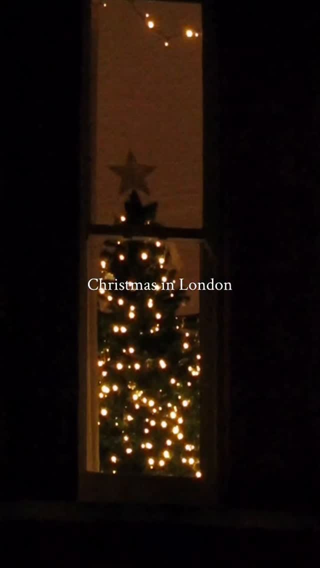 Post 5 by • George in London • by George Kimm on Instagram (video)