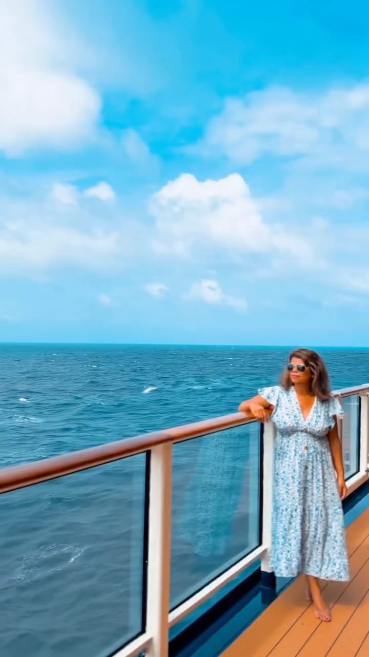 Post 4 by Anna ♥ UK Travel Content Creator on Instagram (video)