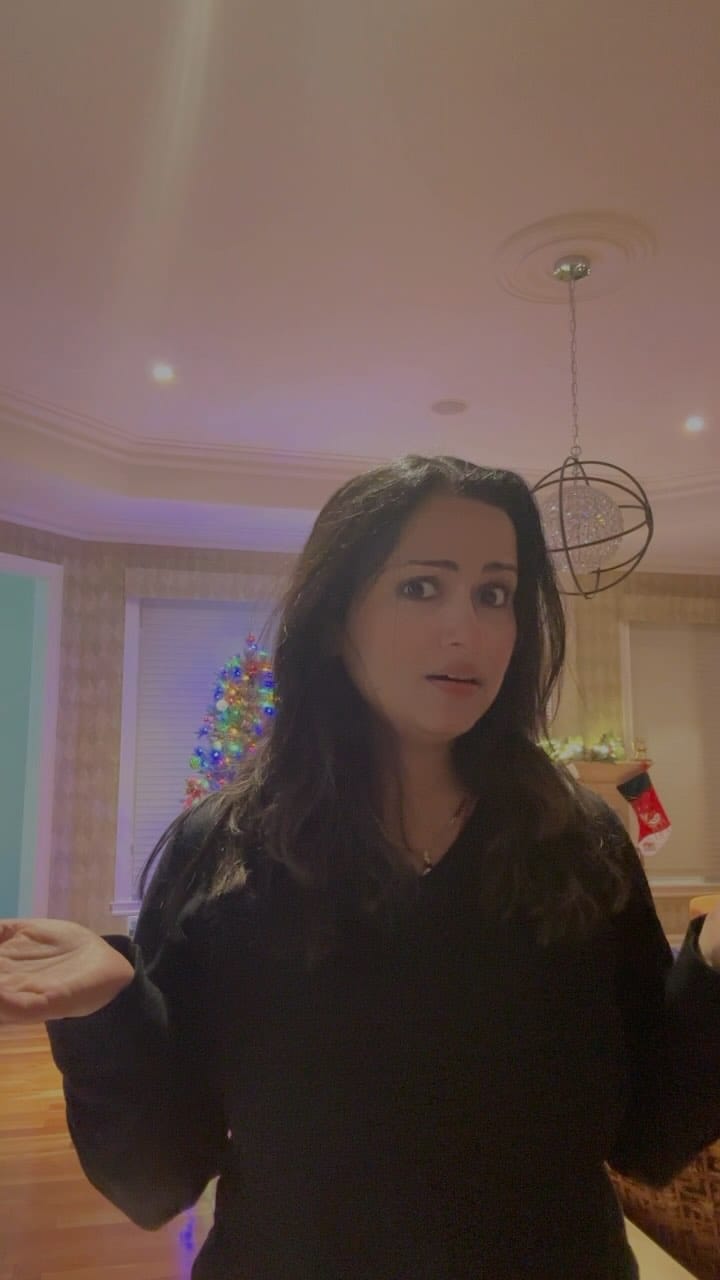 Post 7 by Rekha Hoda on Instagram (video)