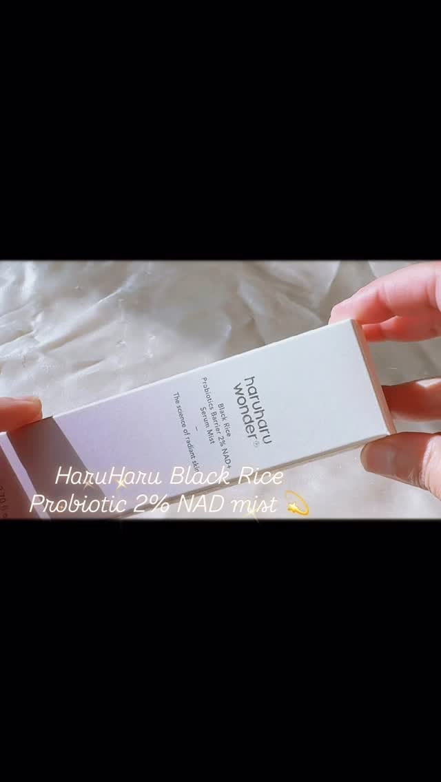Post 1 by ASH / MAKEUP JUNKIE on Instagram (video)