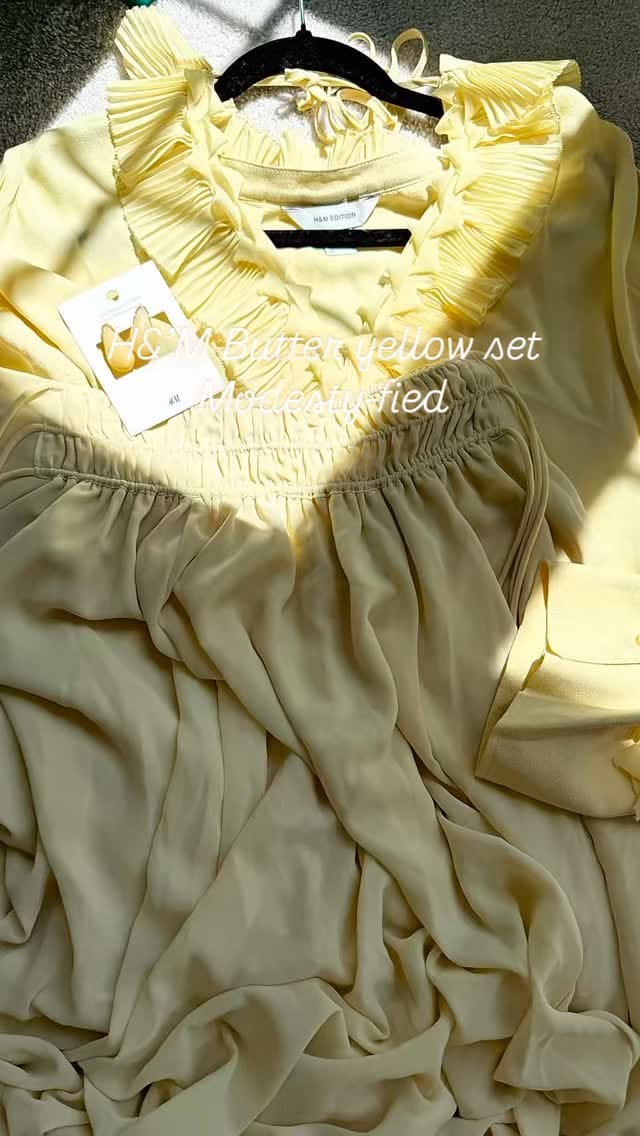 Post 9 by ASH / MAKEUP JUNKIE on Instagram (video)