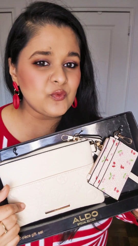 Post 8 by Tanvi Aggarwal on Instagram (video)