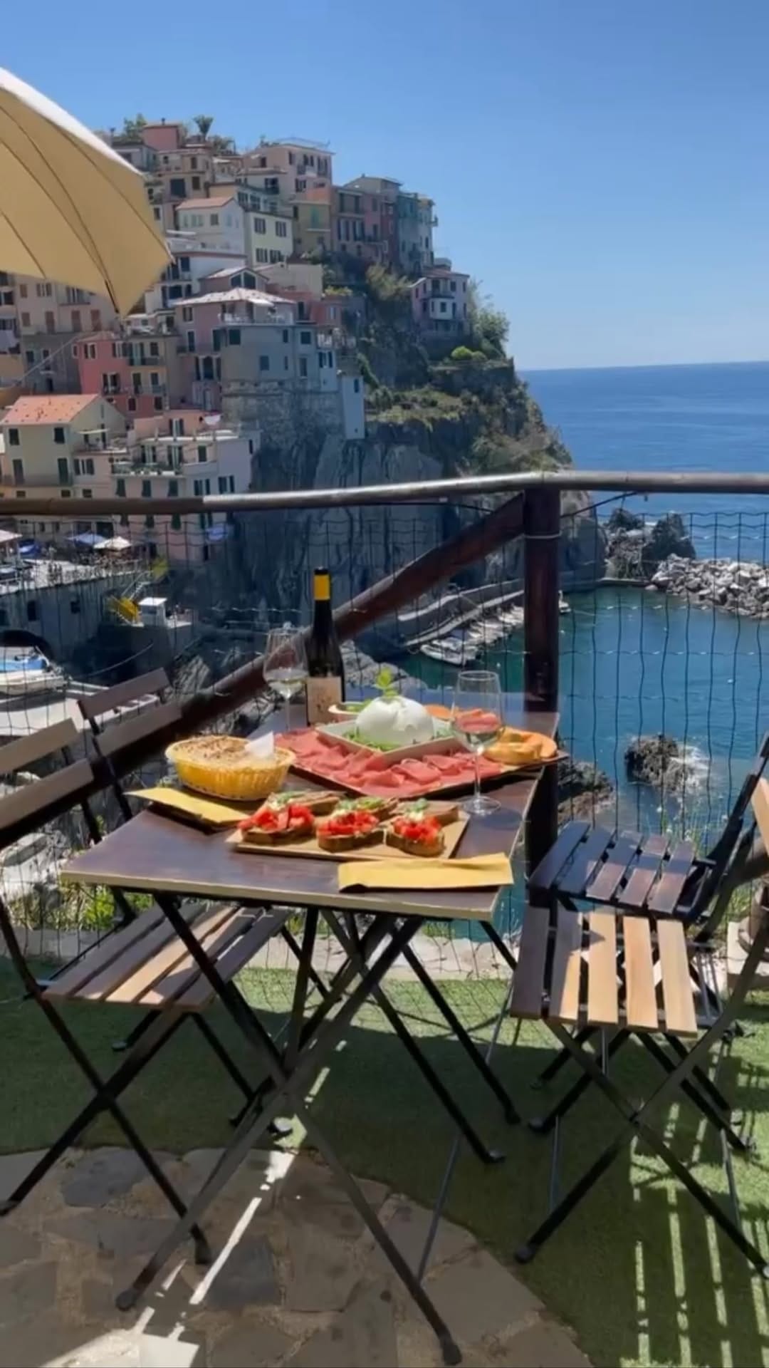 Post 5 by Hotels to Book 🛎✈️🧳 on Instagram (video)
