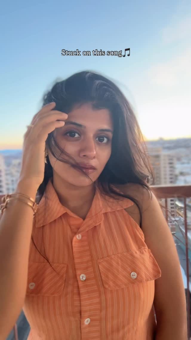 Post 2 by Vasavi Rajput on Instagram (video)