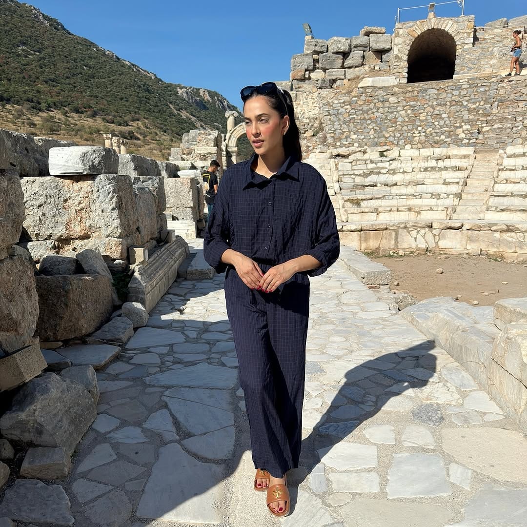 Post 9 by Saaraa Yasin on Instagram (image)