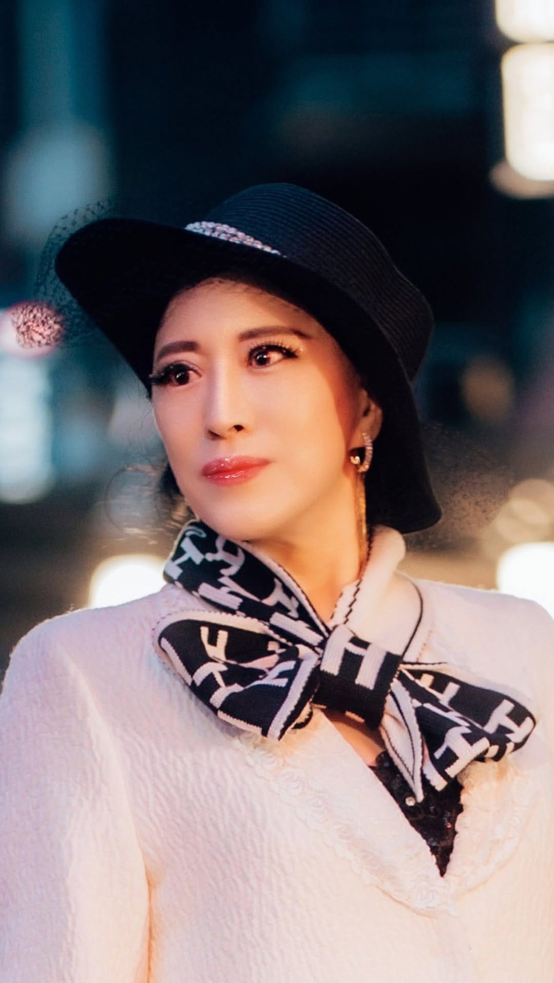 Post 10 by Cross Chen on Instagram (video)