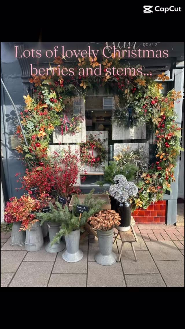Post 5 by Victoria Short on Instagram (video)