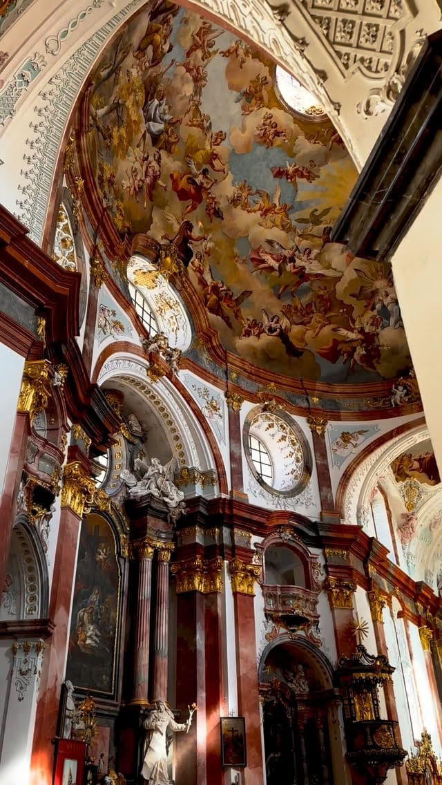 Post 9 by Andre Russo | Aesthetic Art History on Instagram (video)