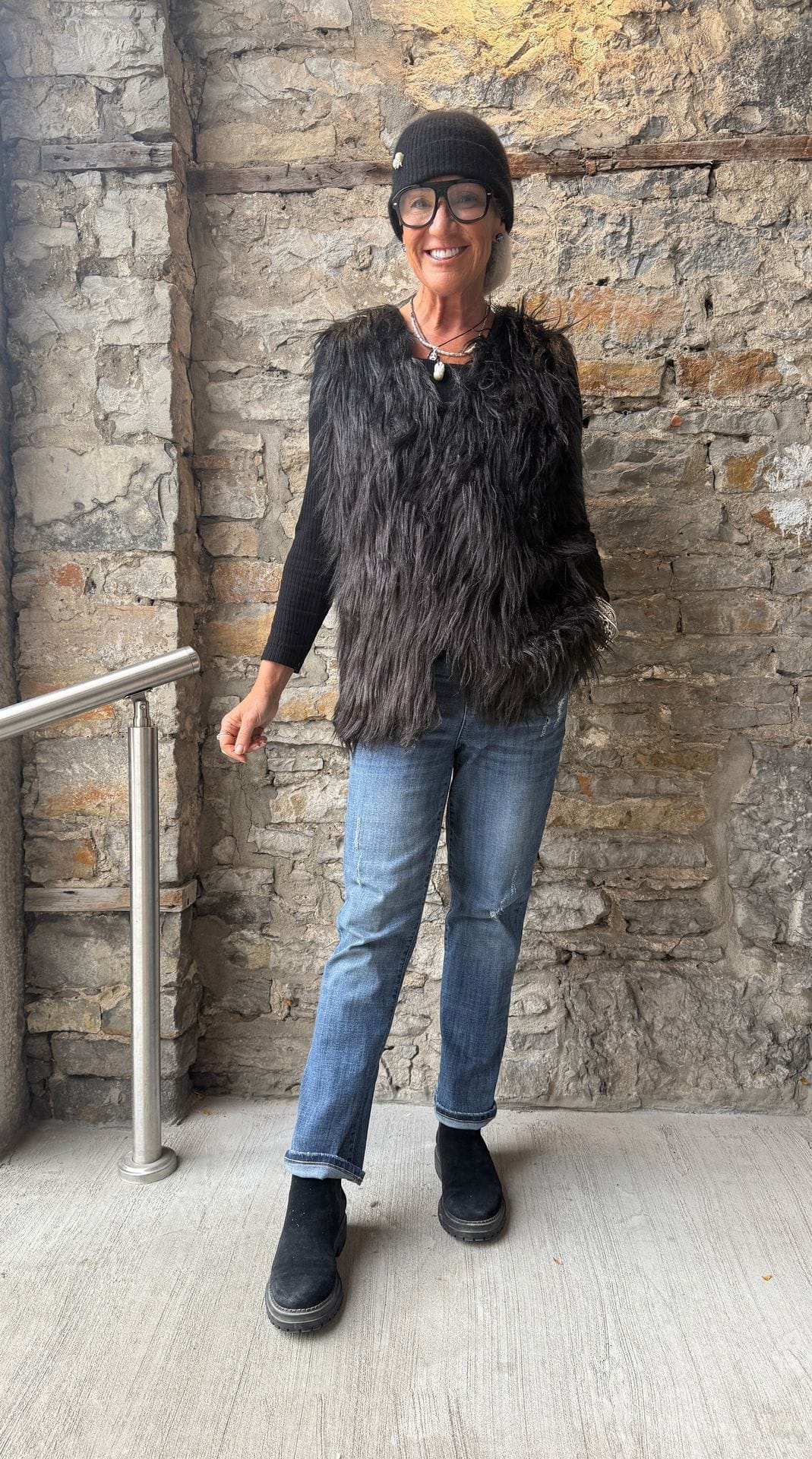 Post 3 by STUNNING! Fashion + Accessories & Then Some on Instagram (video)