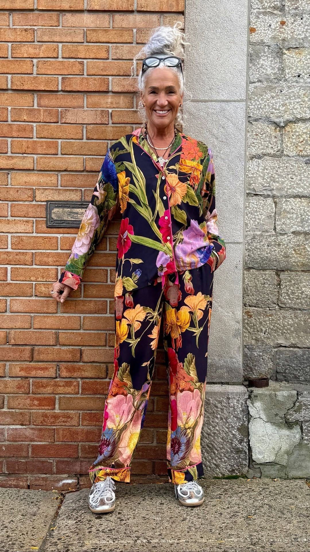 Post 5 by STUNNING! Fashion + Accessories & Then Some on Instagram (video)