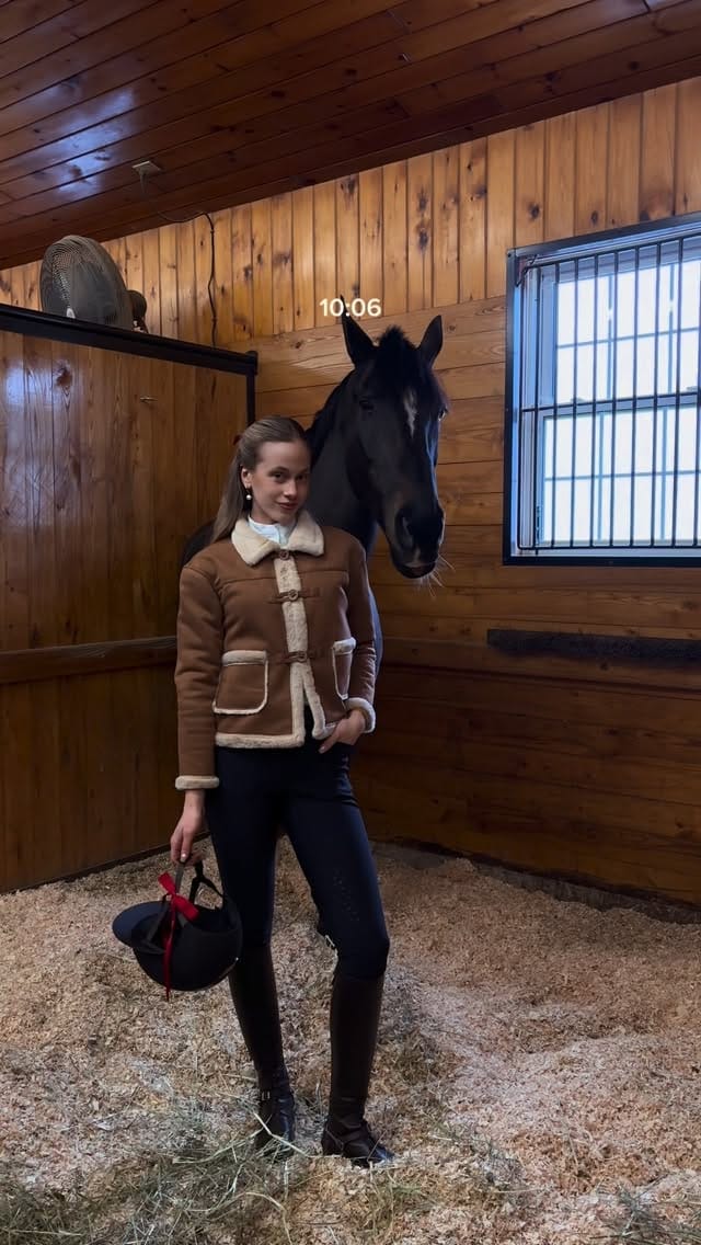 Post 9 by Alivia Croal on Instagram (video)