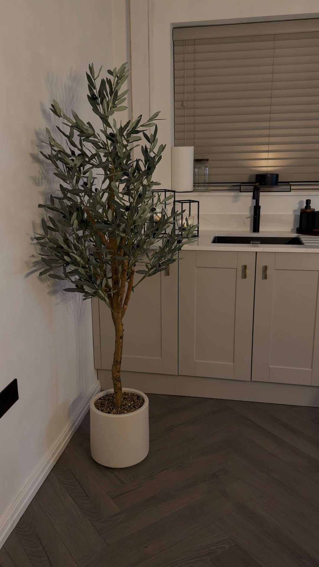 Post 3 by Clare Higson on Instagram (video)