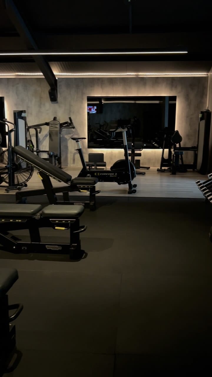 Post 8 by Joe Ralphs Gym on Instagram (video)