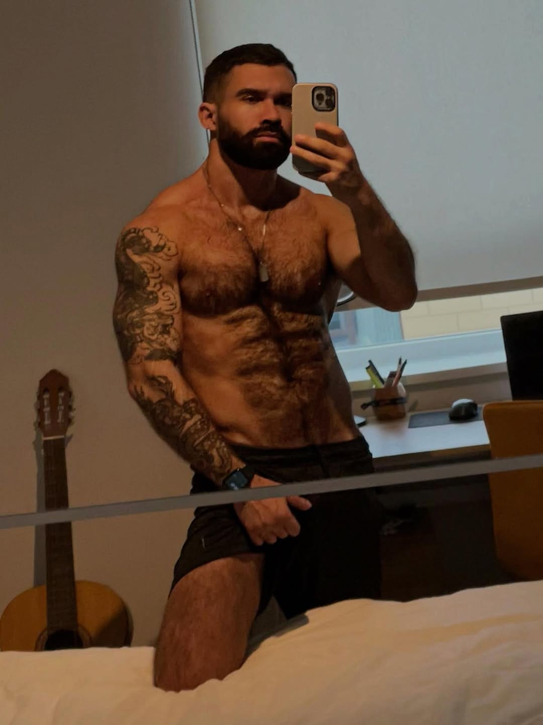 Post 8 by Victor Cardoso on Instagram (image)