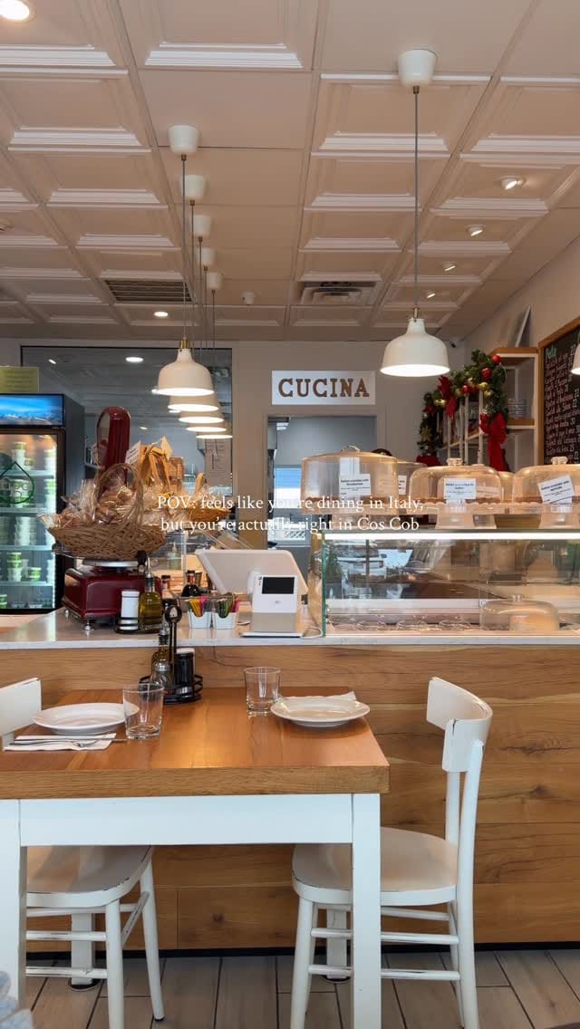 Post 6 by @greenwichfoody on Instagram (video)