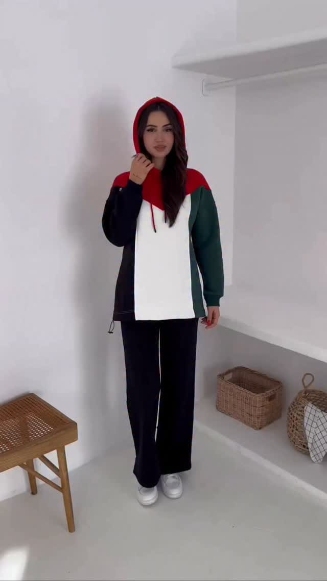 Post 5 by Nour Modest on Instagram (video)