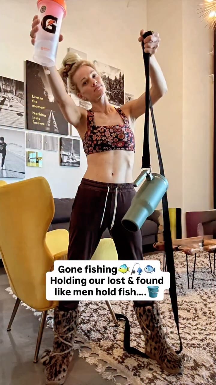 Post 6 by Gypsy Waltz | Yoga-Cycle-Barre-Row-Kettlebell-Bounce-TRX💛💐 on Instagram (video)