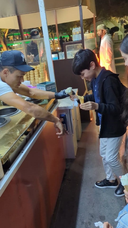 Post 6 by skfoodie on Instagram (video)