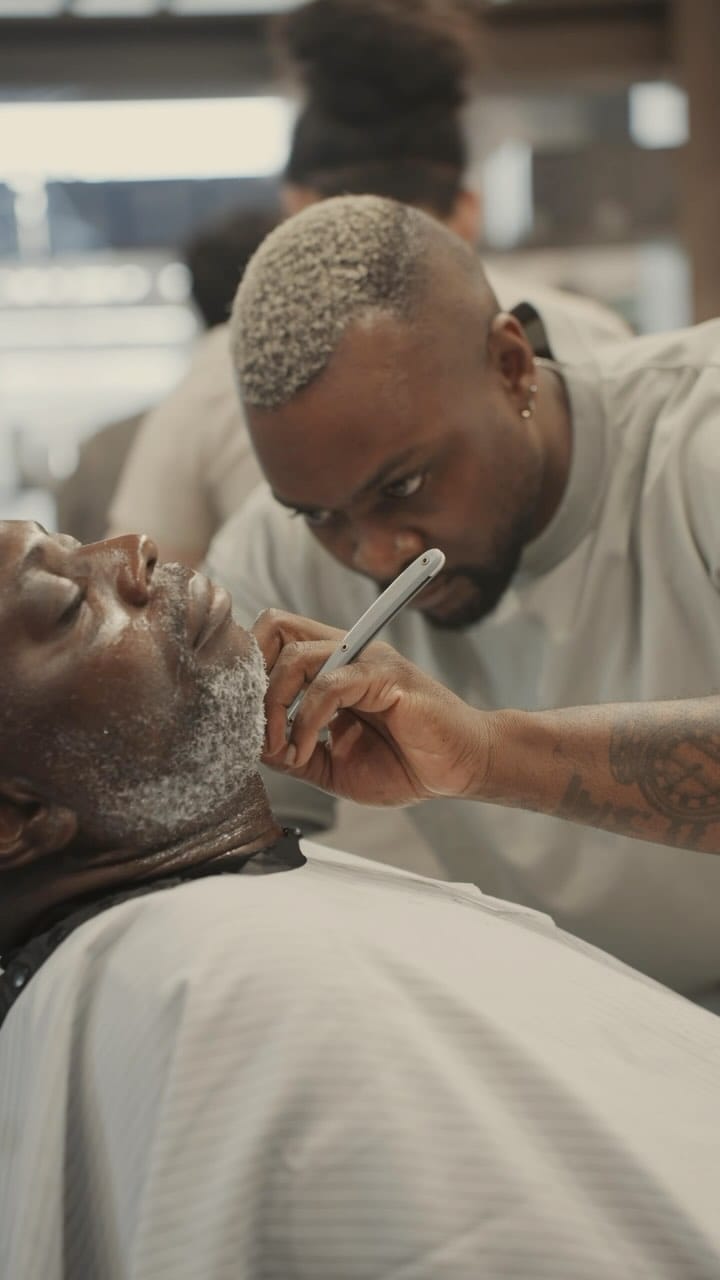 Post 10 by Deauville Au Masculin on Instagram (video)