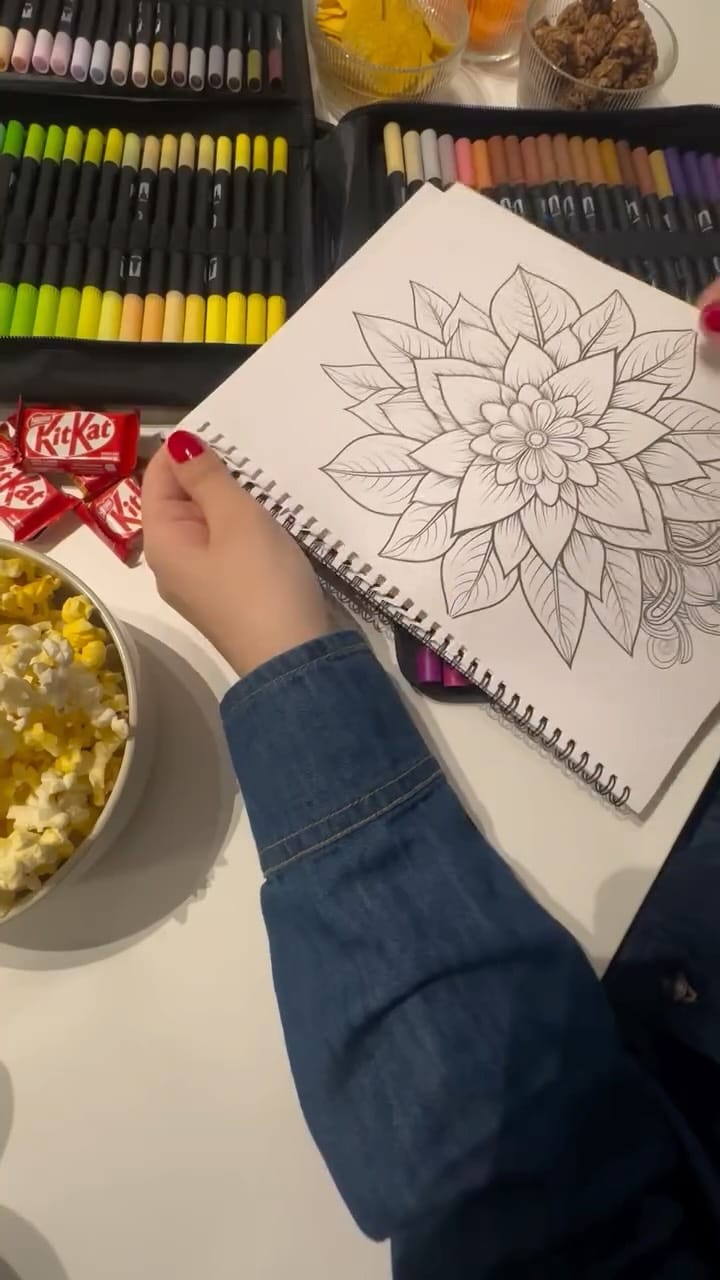 Post 2 by Nadia Menif on Instagram (video)