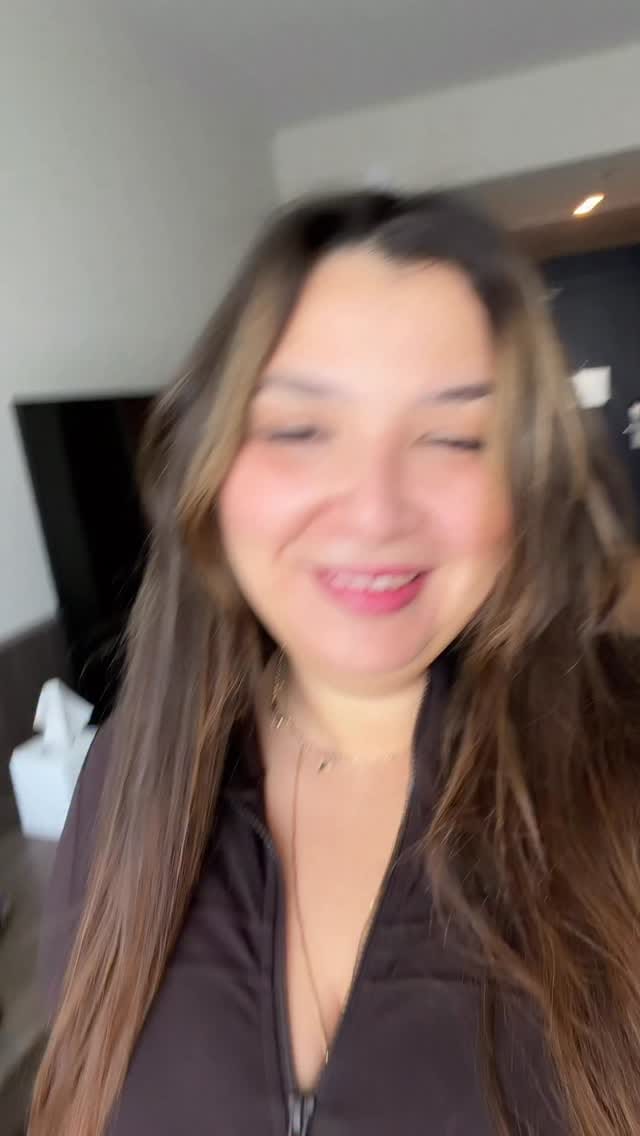 Post 8 by Lamiae on Instagram (video)