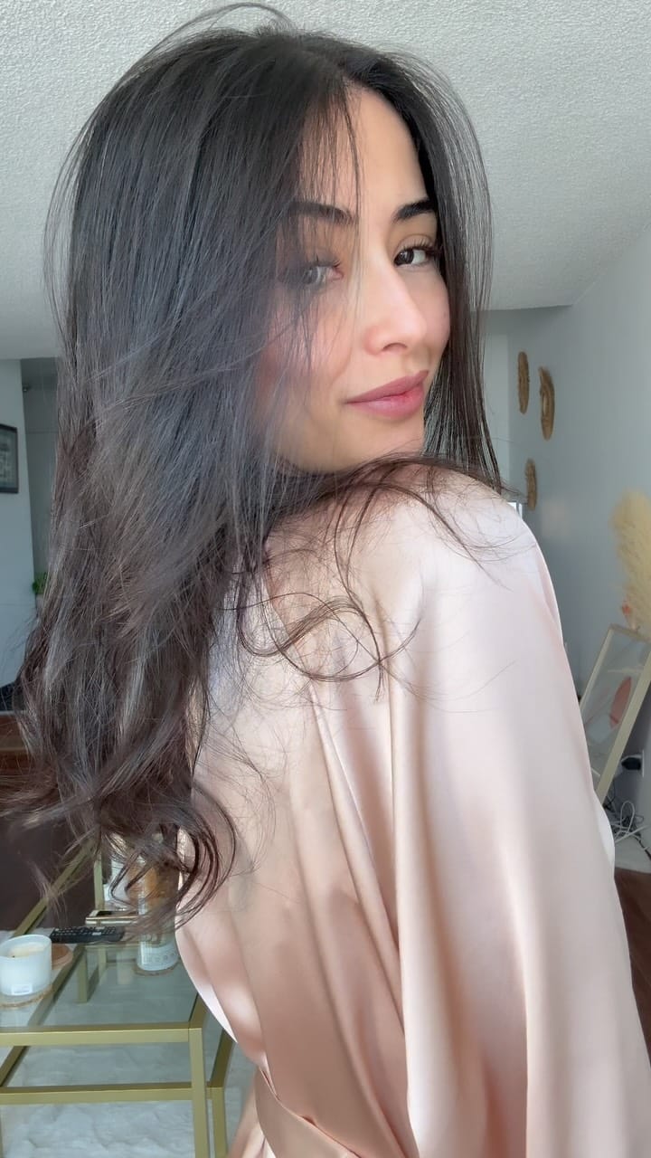 Post 4 by Molka amamou on Instagram (video)