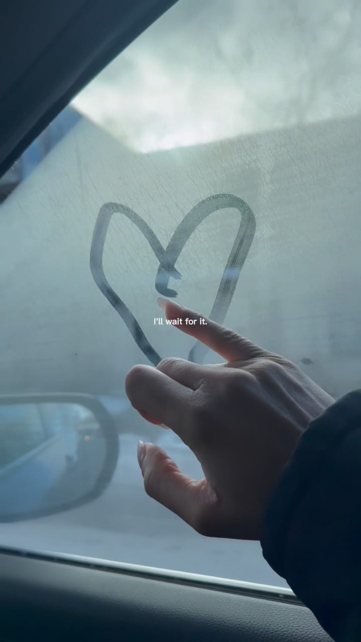 Post 8 by Molka amamou on Instagram (video)