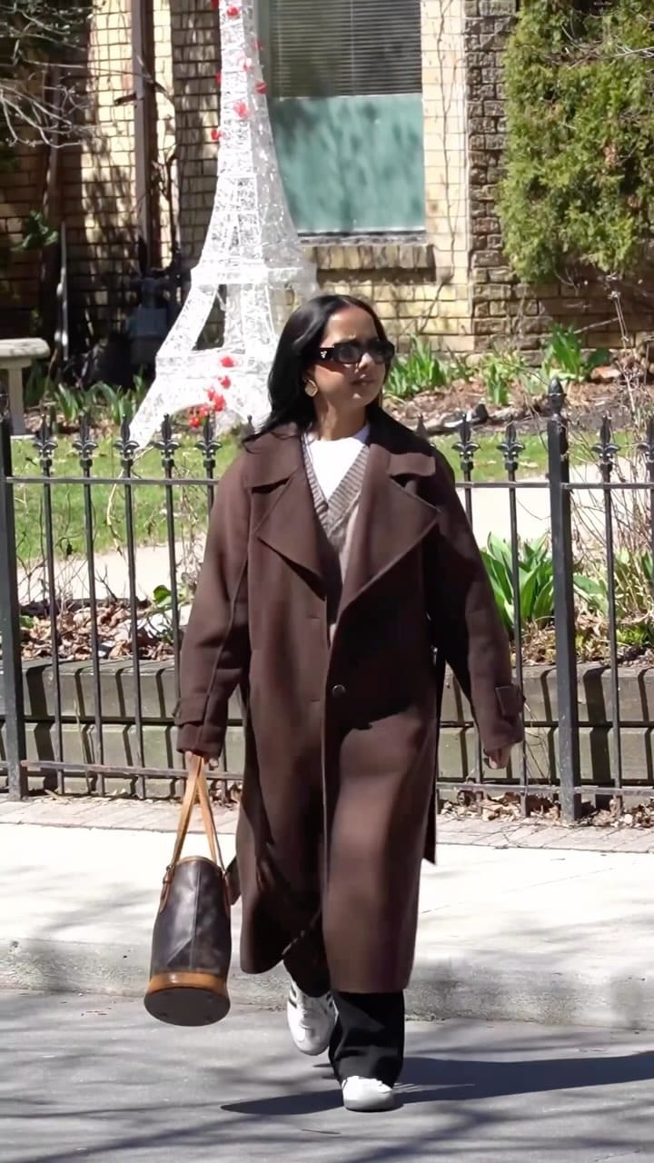 Post 4 by Leeann Saldanha on Instagram (video)