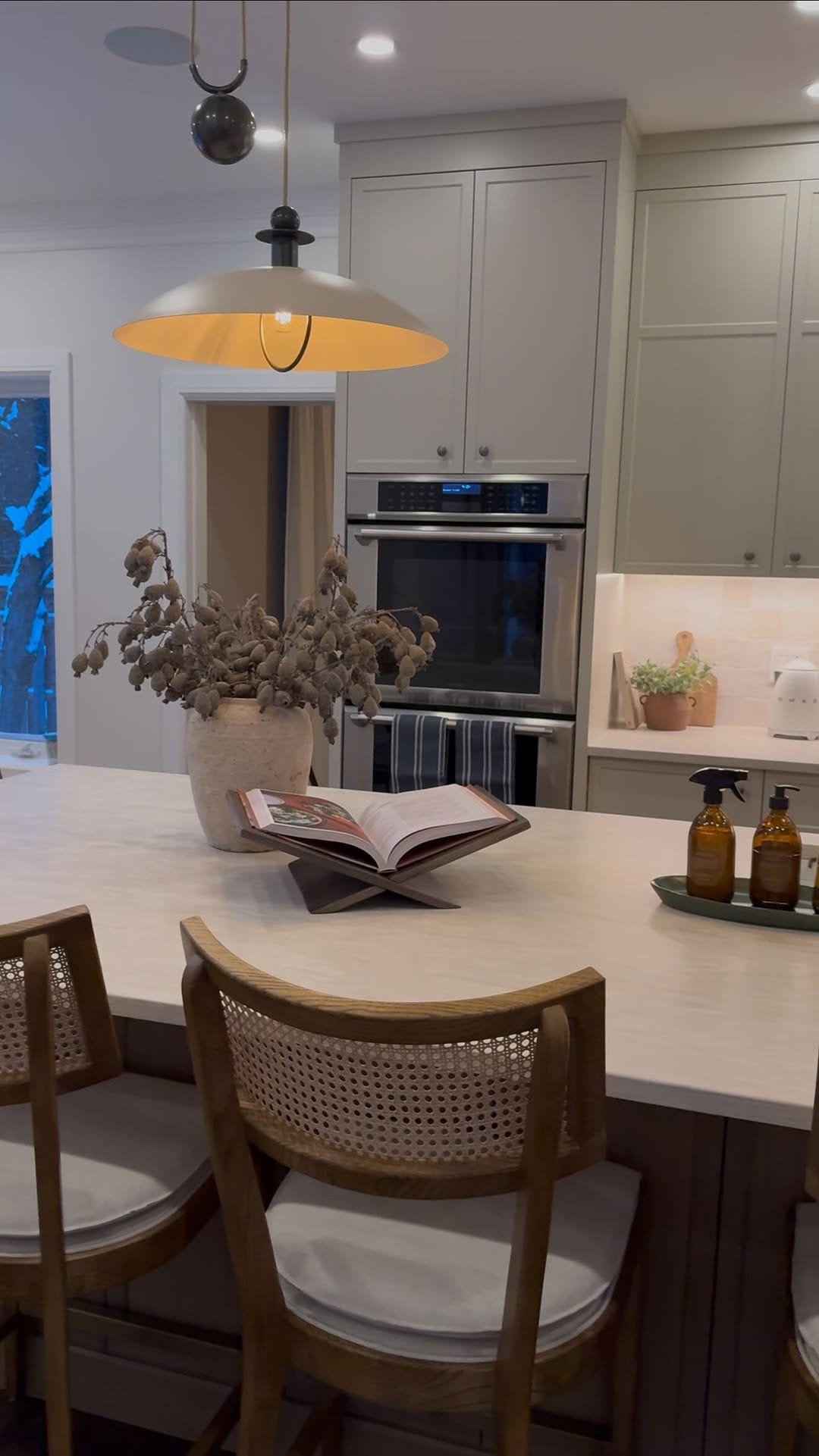 Post 3 by LUX decor on Instagram (video)