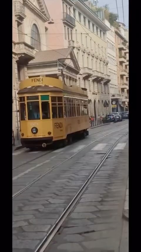 Post 2 by Aysun Mete on Instagram (video)