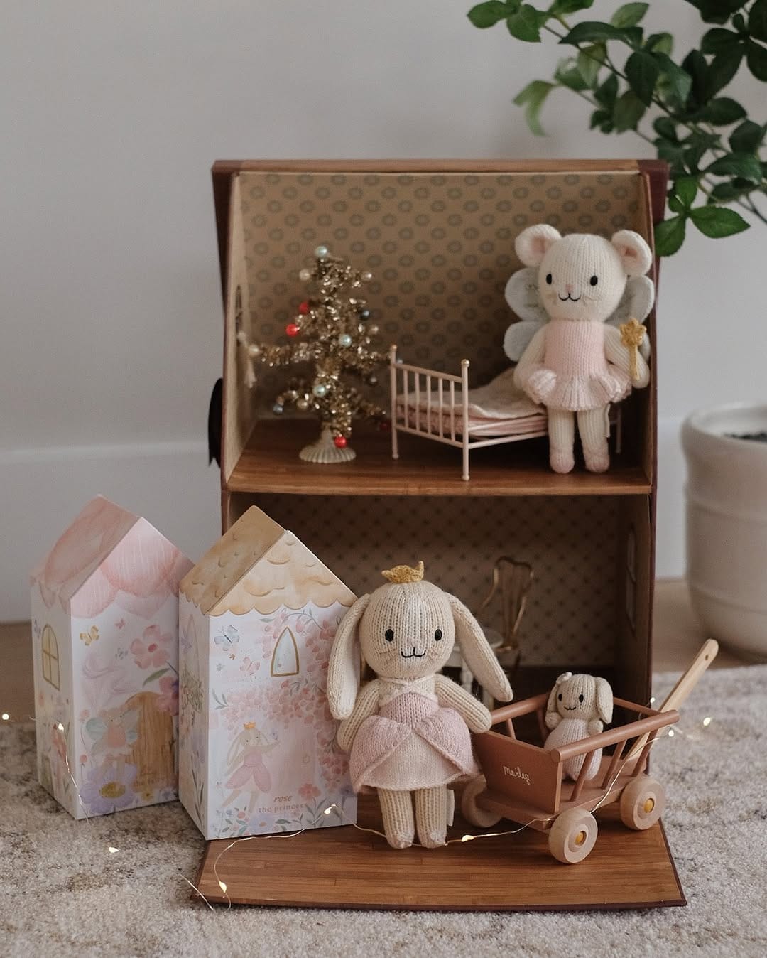 Post 1 by l a u r a on Instagram (carousel)