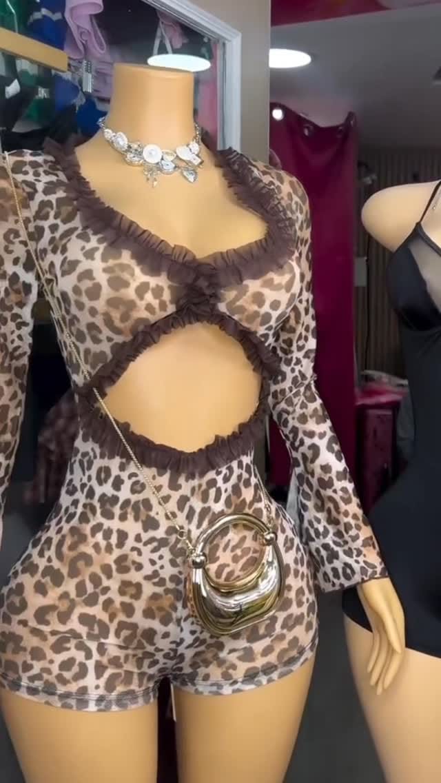 Post 2 by LuckyCharmShoppingBoutique 💚 on Instagram (video)